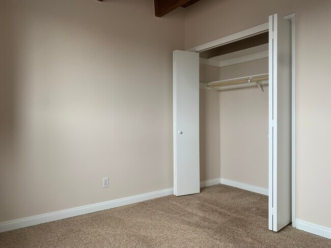 Third bedroom - 1232 Stanford St