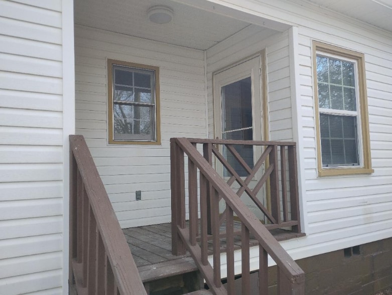 Building Photo - 7 Farmer St