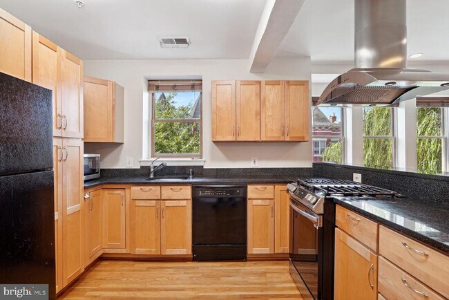 Building Photo - 70 Rhode Island Ave NW