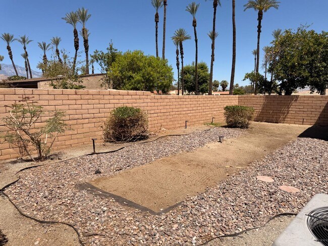 Building Photo - 74-118 Catalina Way - 74-118