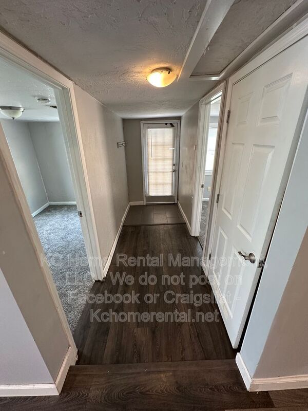 Building Photo - 316 W Elm St