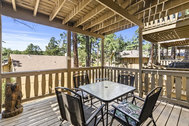 Building Photo - 214 Metz Dr