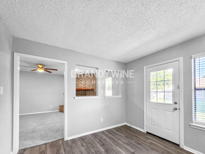 Building Photo - 1801 Briar Run