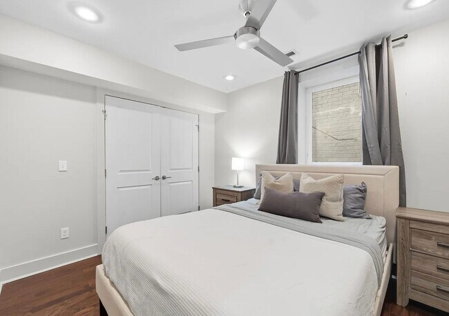 Building Photo - 1240 2nd Ave S