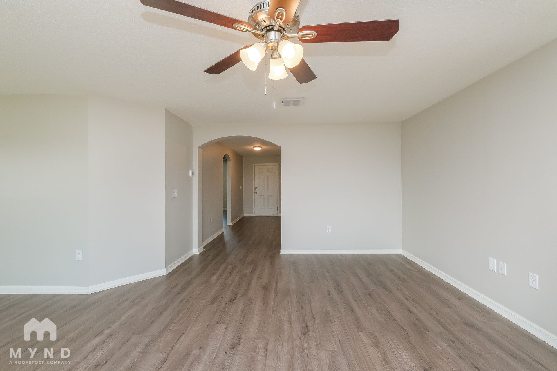 Building Photo - 6600 Wirevine Dr