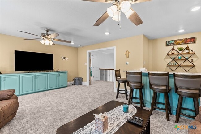 Building Photo - 1605 Alta Vista Loop