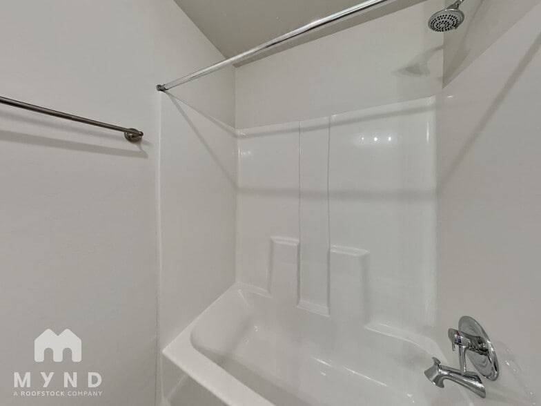 Building Photo - 10625 NW 20th St