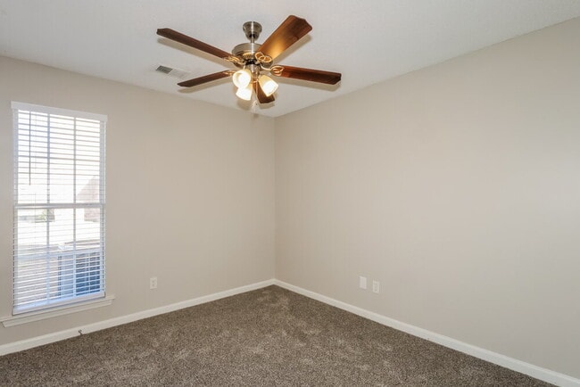 Building Photo - 11625 Belle Manor Dr