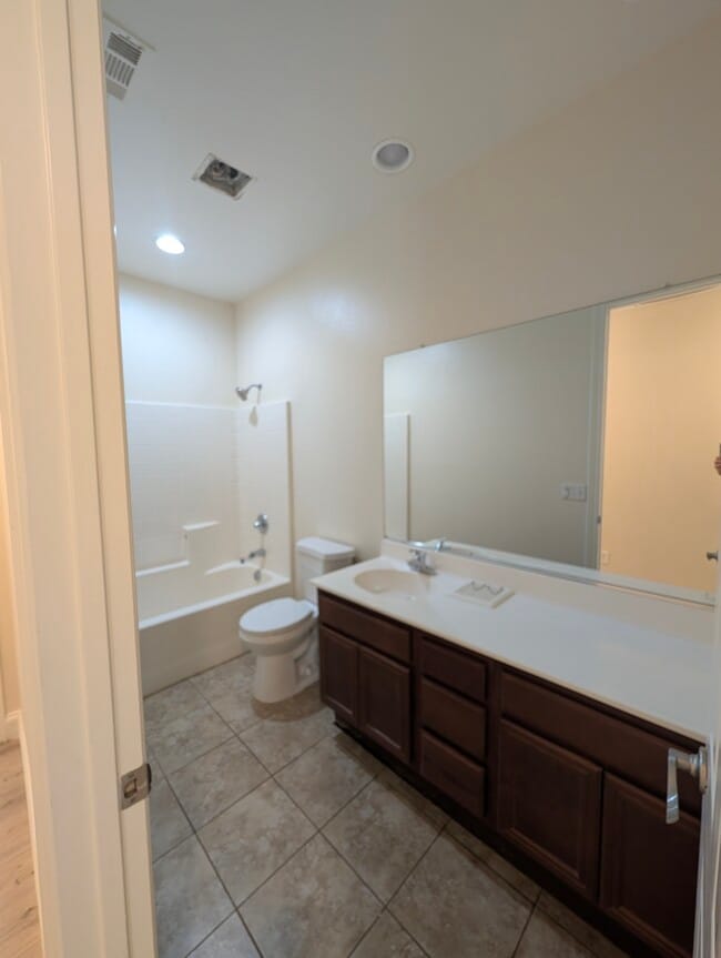 Building Photo - 1349 Edelweiss Dr