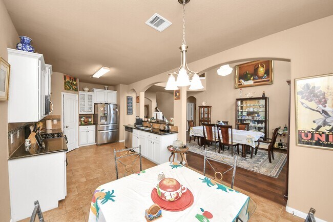 Building Photo - 21302 Mystic Oak Dr