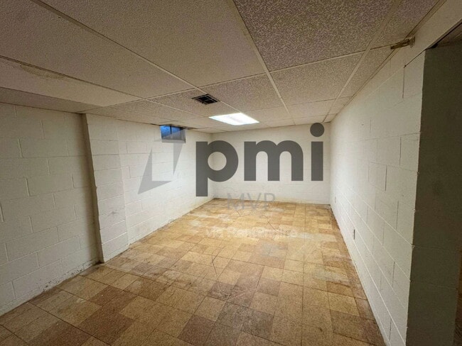 Building Photo - 312 Highfield Dr