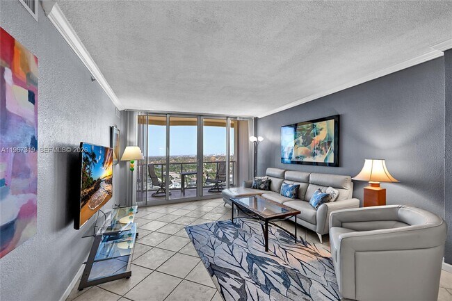 Building Photo - 2501 S Ocean Dr