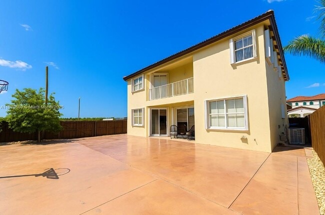 Building Photo - 15375 SW 93rd Ln