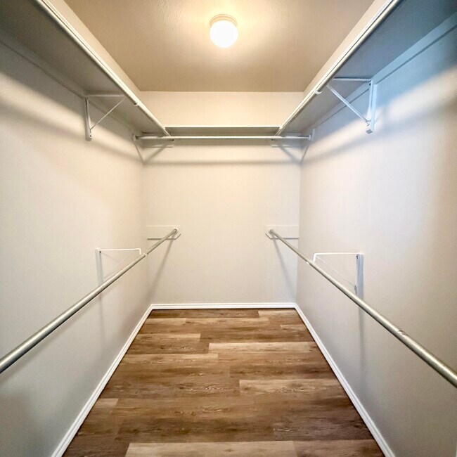 Building Photo - 1020 Preston Trails