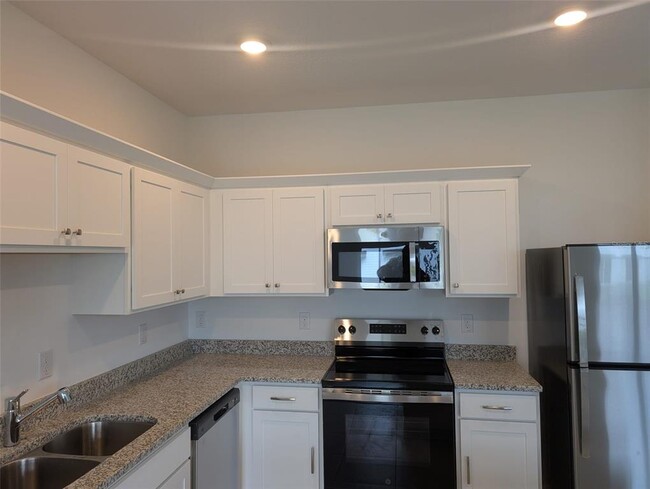 Building Photo - 3394 Vesara Dr