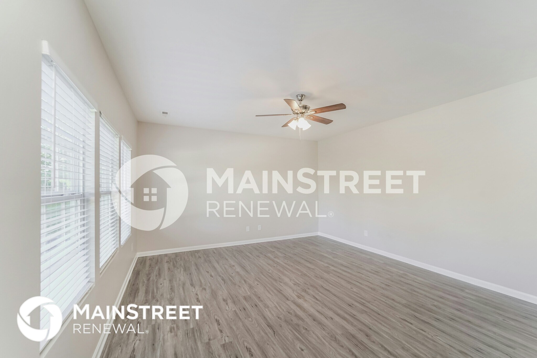 Building Photo - 11123 Silver Glen Ln