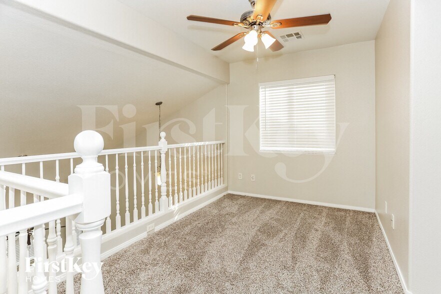 Building Photo - 9512 Quitman Ave