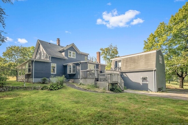 Building Photo - 884 Highland Ave
