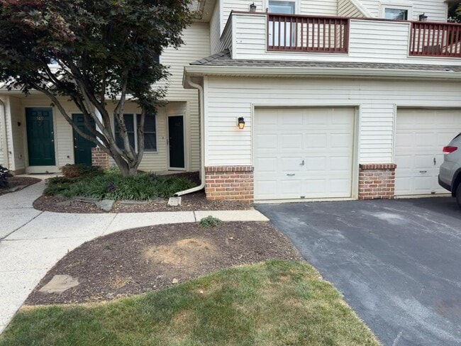 Building Photo - 7276- Sauerkraut Ln