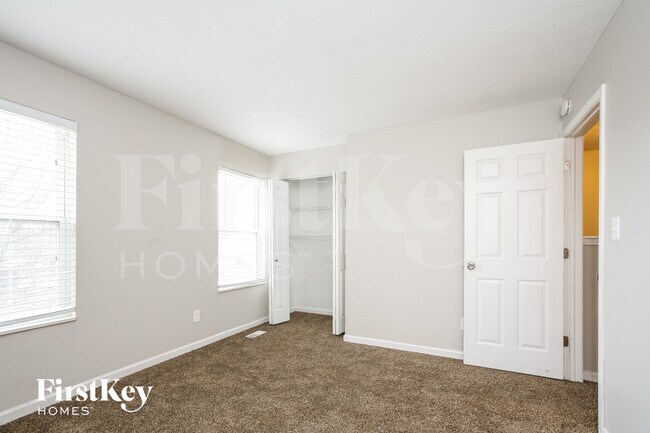 Building Photo - 10758 Sedgegrass Dr