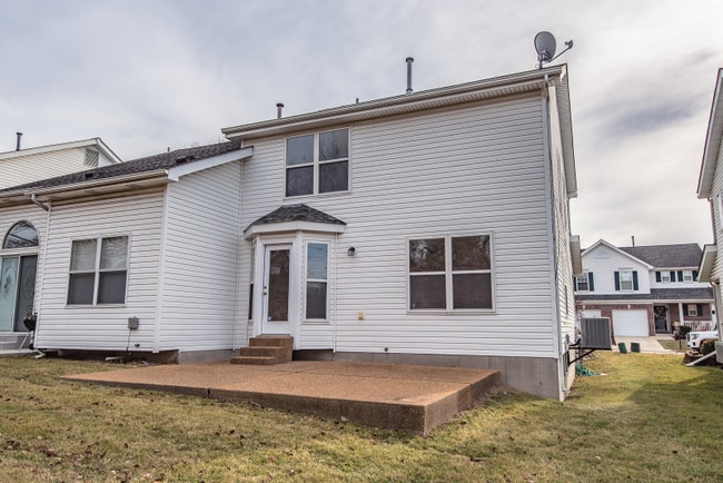 Building Photo - 10429 Tiffany Village Ct