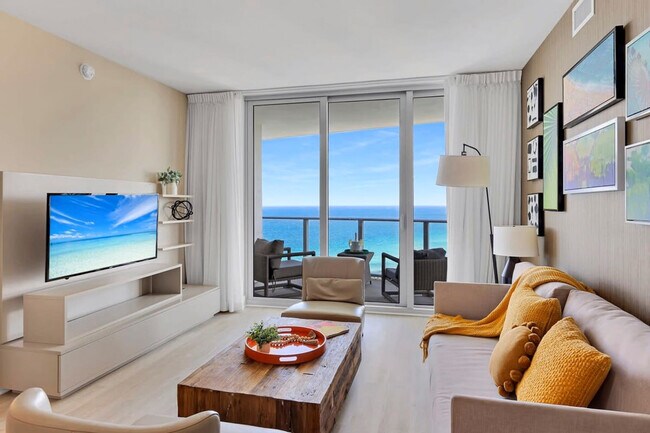 Building Photo - 4111 S Ocean Dr