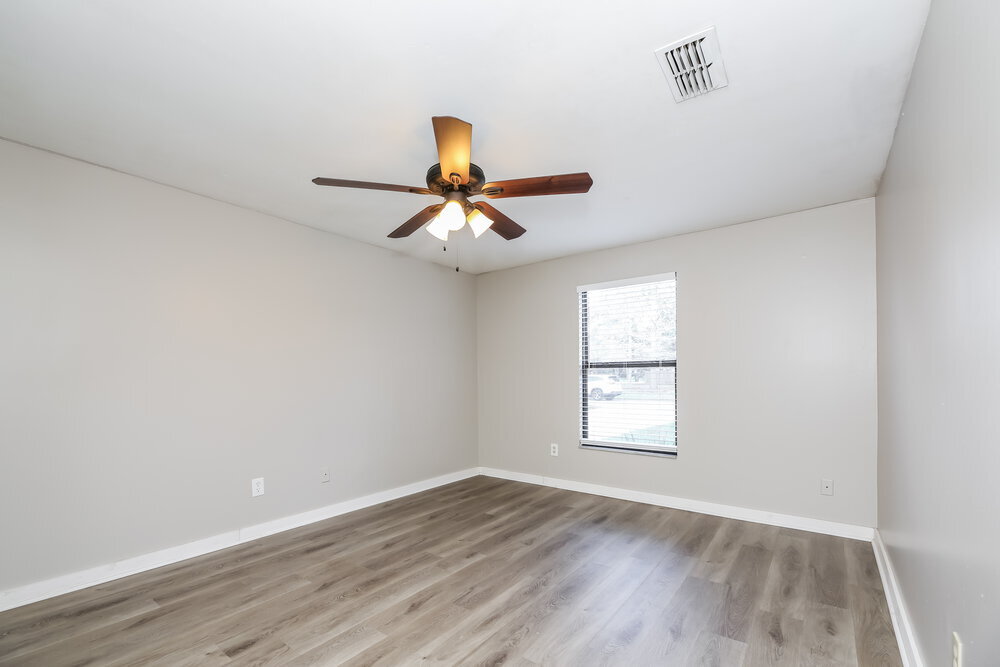 Building Photo - 1670 Mary Beth Dr