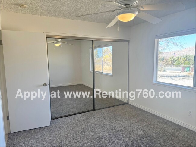 Building Photo - Spacious 2 Bedroom 2 Bathroom Home in Stor...