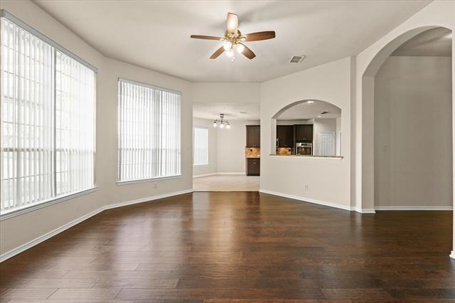 Building Photo - 1319 Lakeridge Ln