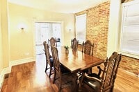 Building Photo - 516 Bedford St