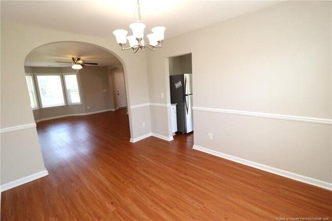 Building Photo - 120 Downing Bluff Dr
