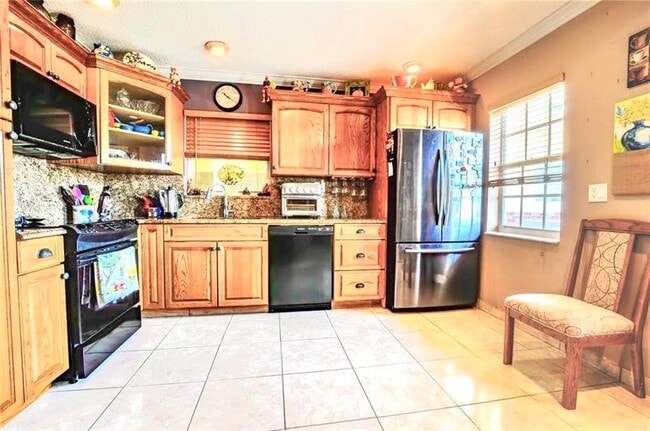 Primary Photo - 1455 N 12th Ct
