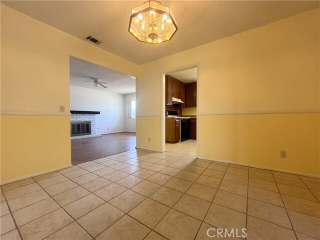 Building Photo - 1602 James Ct