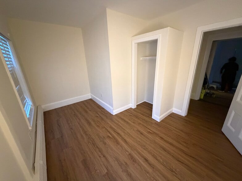 Building Photo - 74 Mount Prospect St