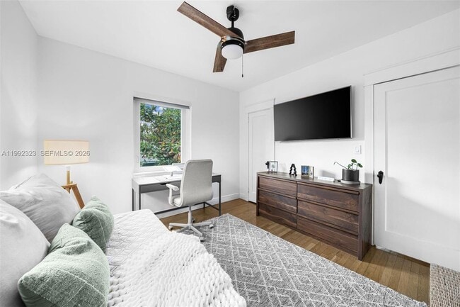 Building Photo - 970 NW 10th Ave