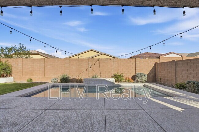 Building Photo - 12364 E Ballentine Rd