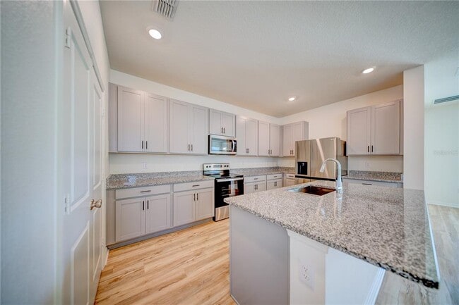 Building Photo - 16300 Winding Preserve Cir