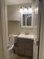 Building Photo - 8500 Magnolia Dr