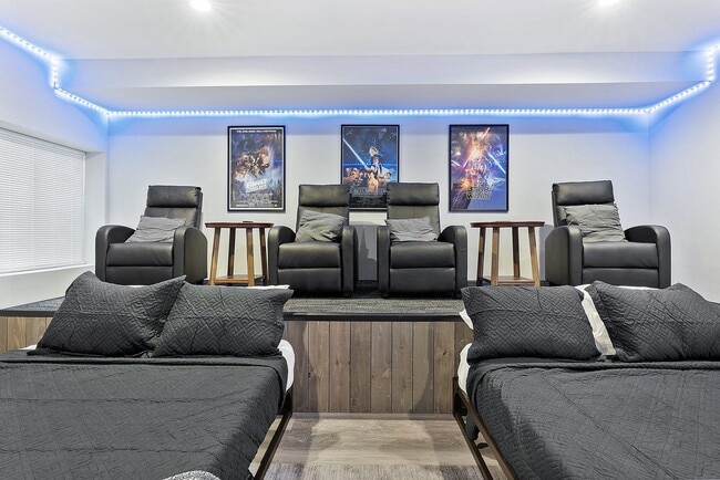 Building Photo - 1611 N 27th St