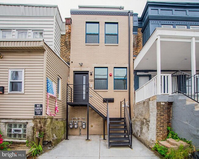 Building Photo - 1020 S 53rd St