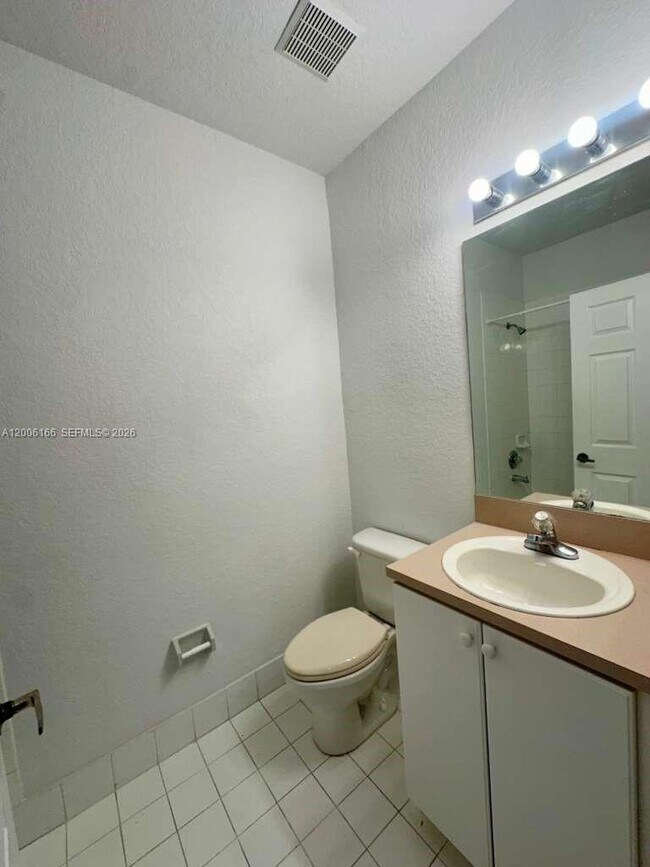 Building Photo - 10760 NW 82nd Terrace