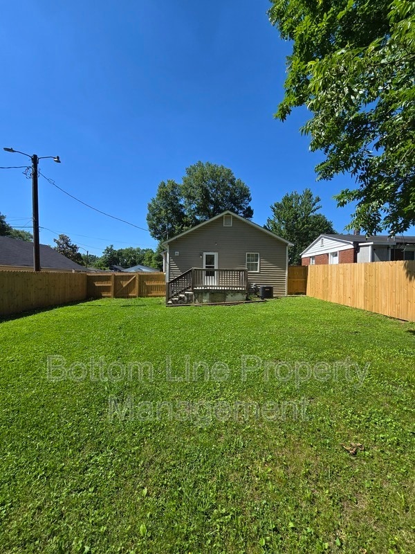 Building Photo - 1017 Rodey Ave