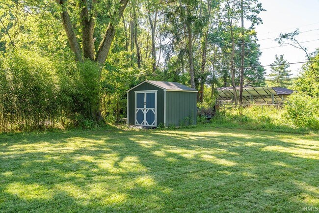 Building Photo - 1708 E Windsor Dr