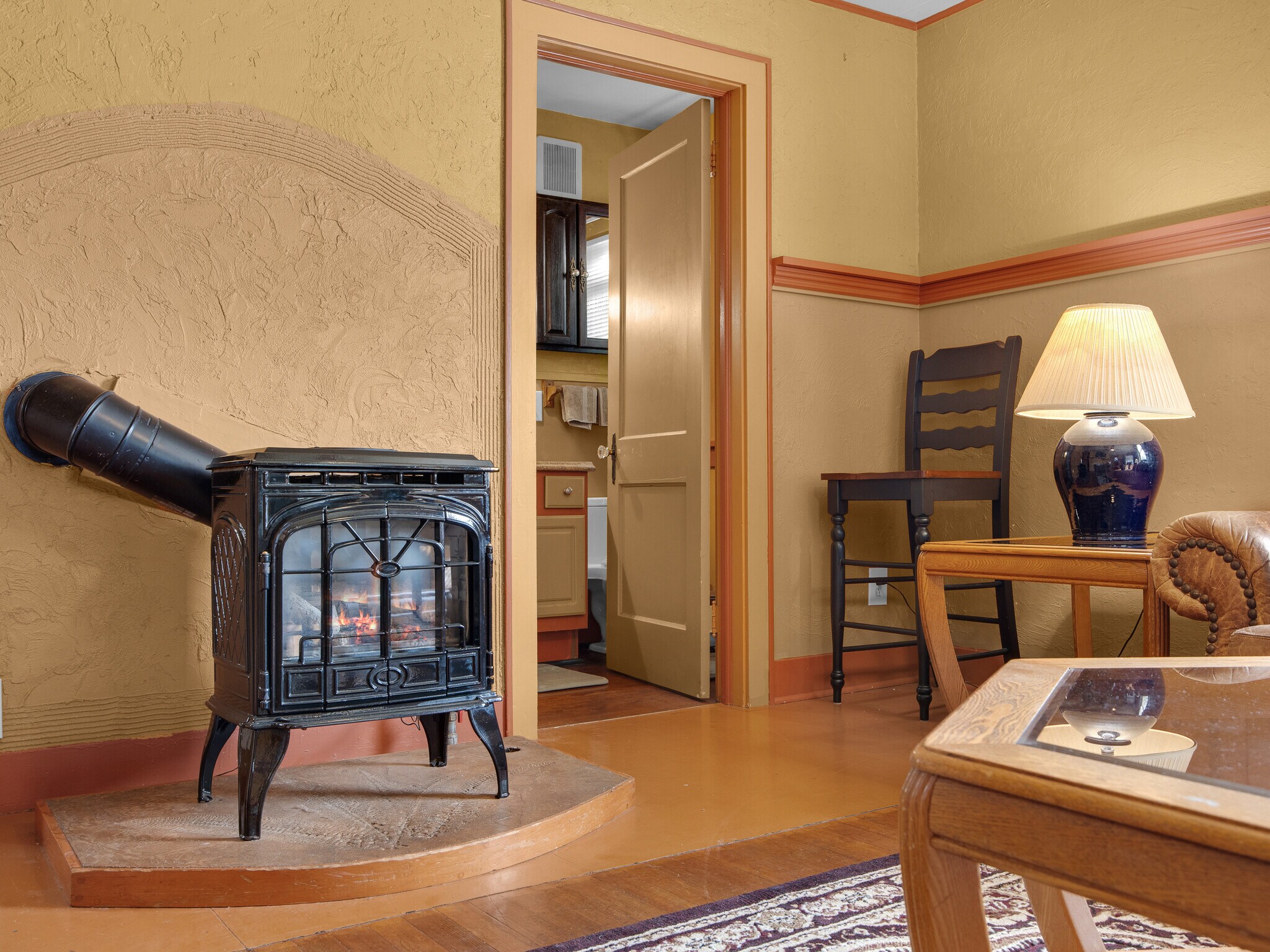 gas fireplace entrance to bath - 513 Bond St