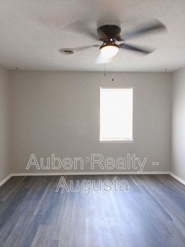 Building Photo - 109 Highview Dr