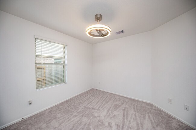 Building Photo - 27122 River Birch Ridge Dr