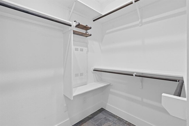Building Photo - 164 Mary Cornelia Cv