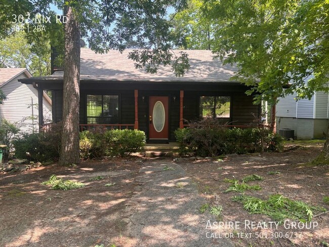 Building Photo - Farmhouse Style in the middle of West Litt...