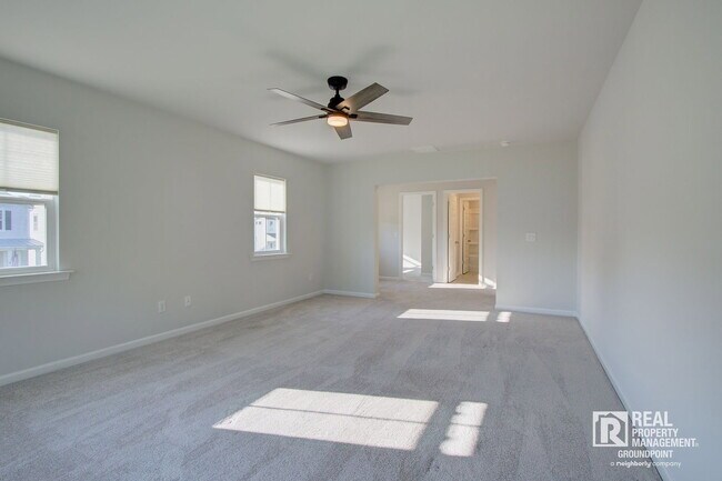 Building Photo - 137 Paddle Boat Wy