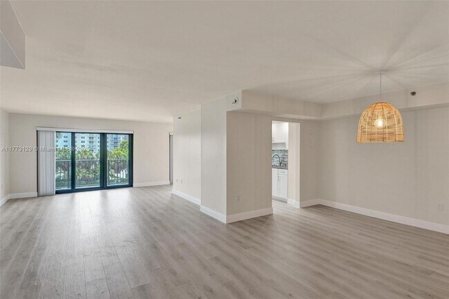 Building Photo - 1201 S Ocean Dr